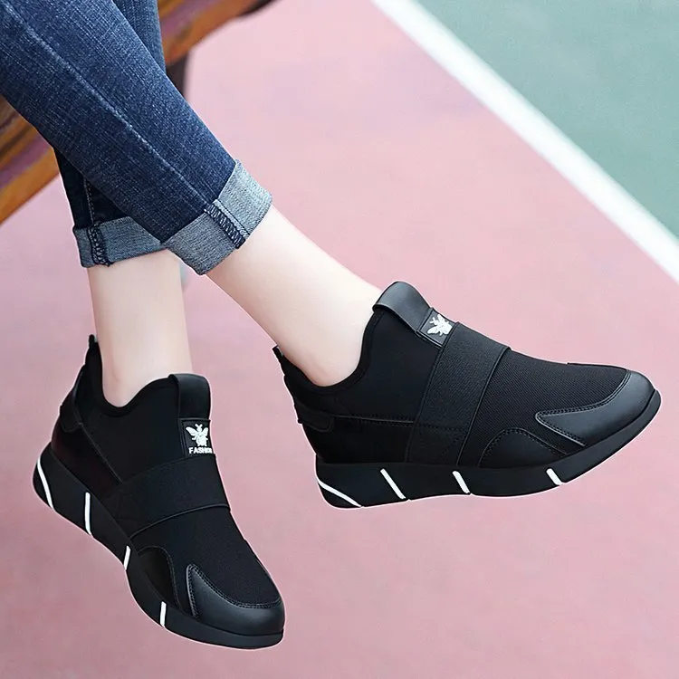 Casual platform sneakers