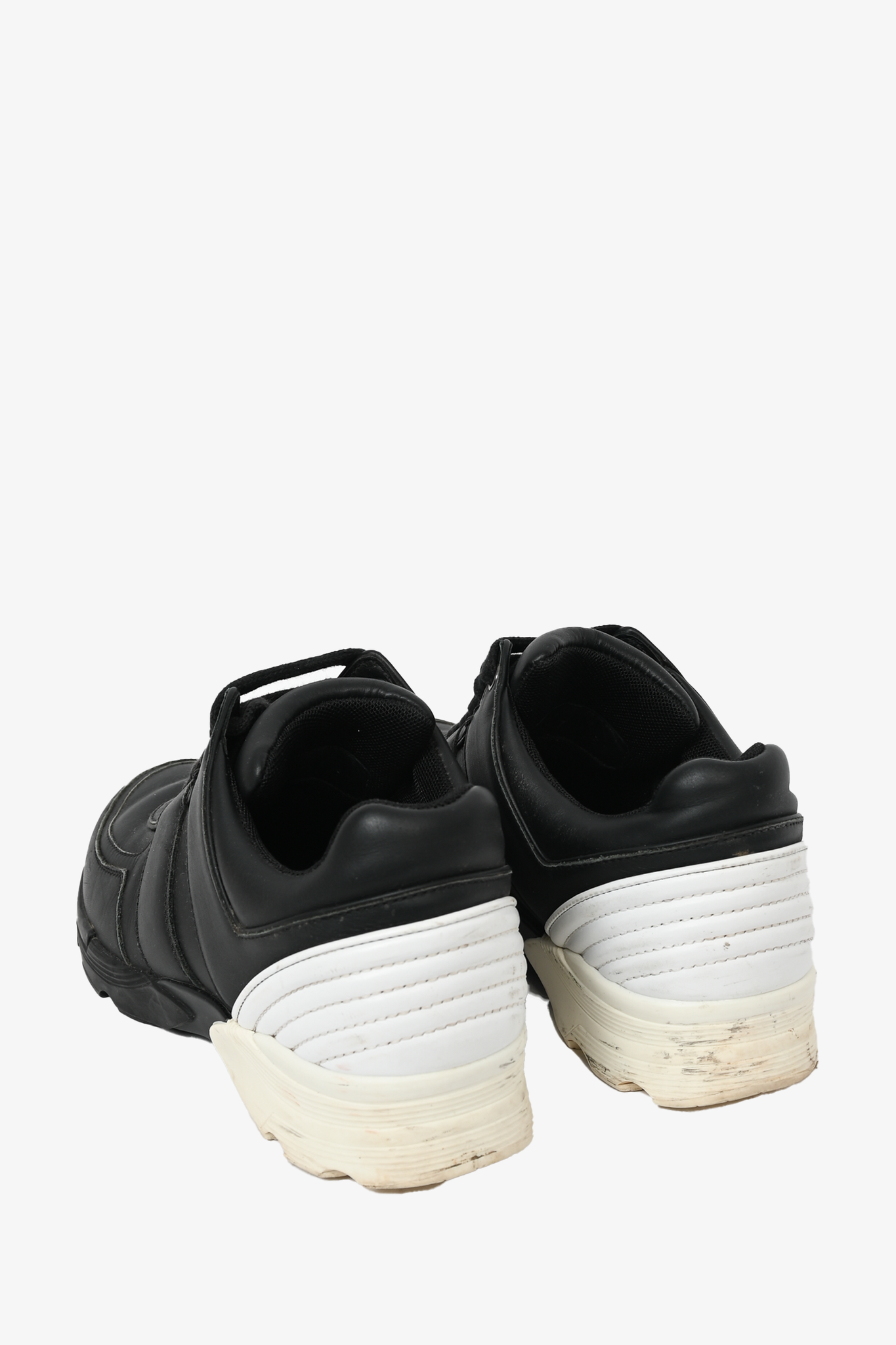 Chanel Black/White Leather CC Sneakers Size 37