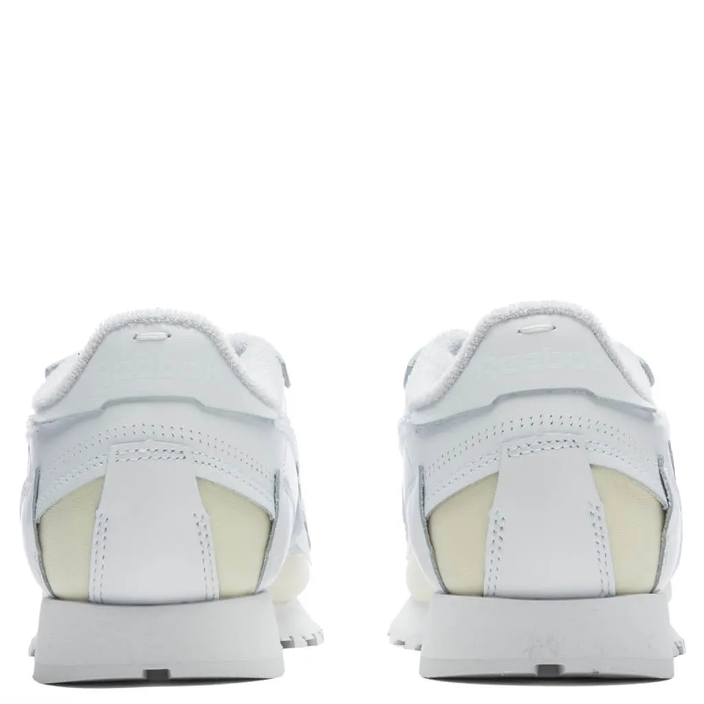 Maison Margiela x Reebok Classic Leather ‘Memory Of’ Sneakers  - White