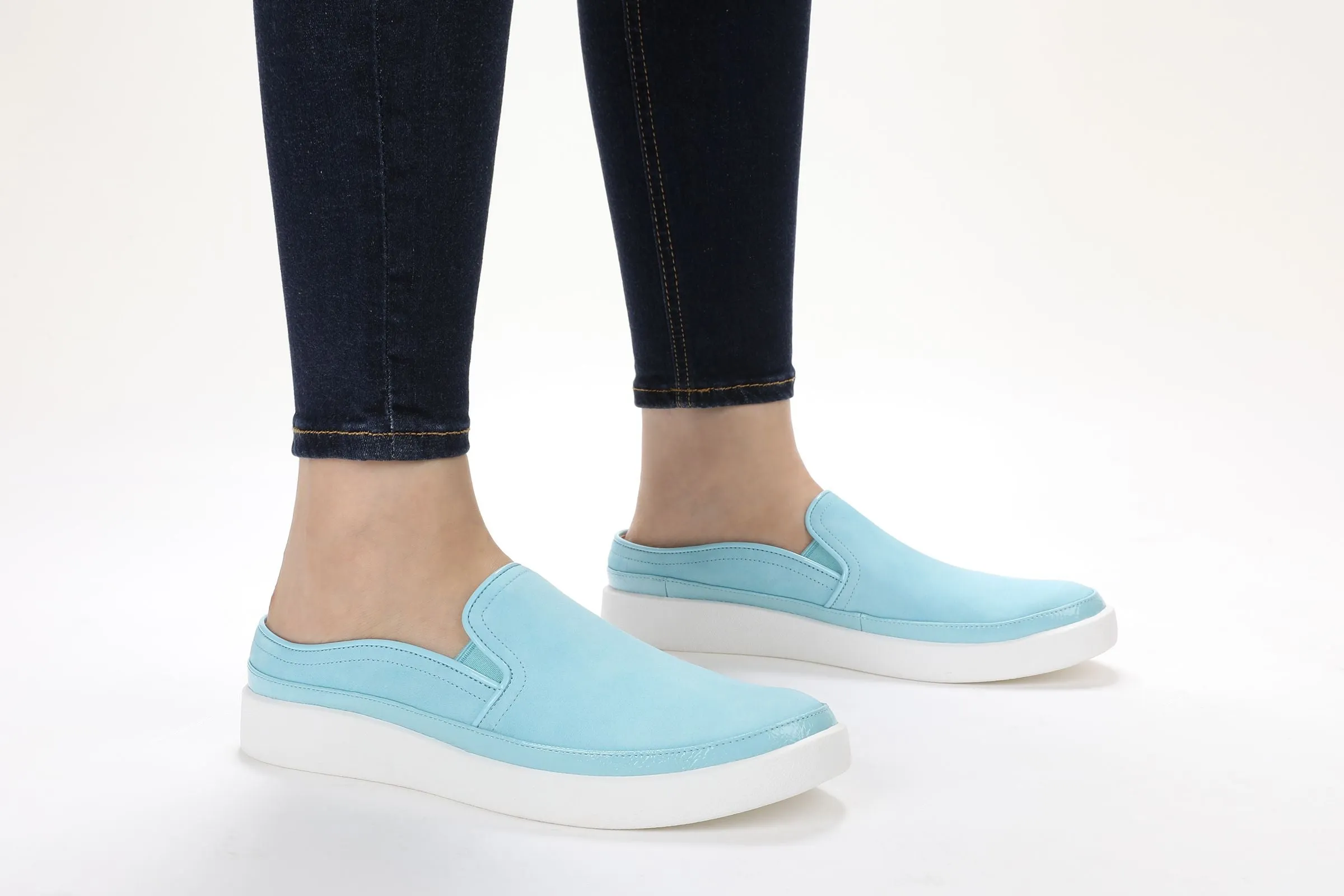 Vionic Effortless Slip On Sneaker Women's